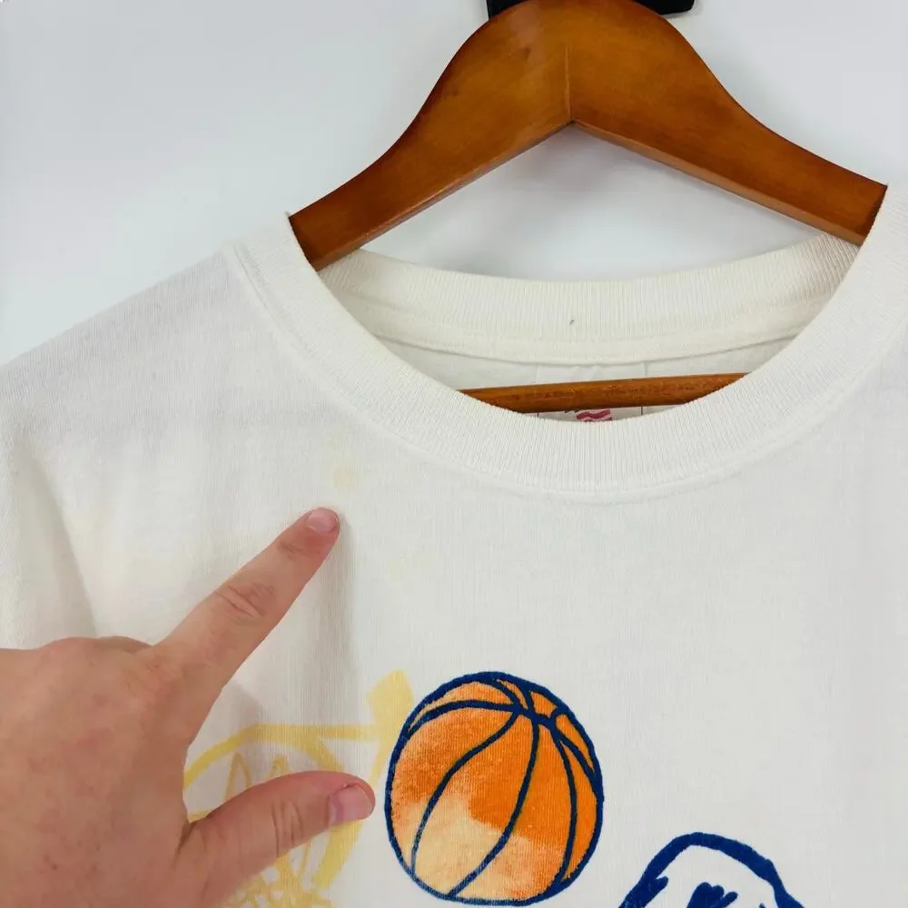 Vintage UCLA Bruins Basketball T-Shirt Size Large Men’s 90’s Single Stitch NCAA